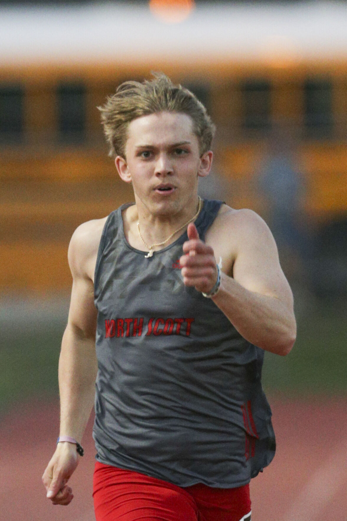 051222-qc-spt-district track-102.jpg